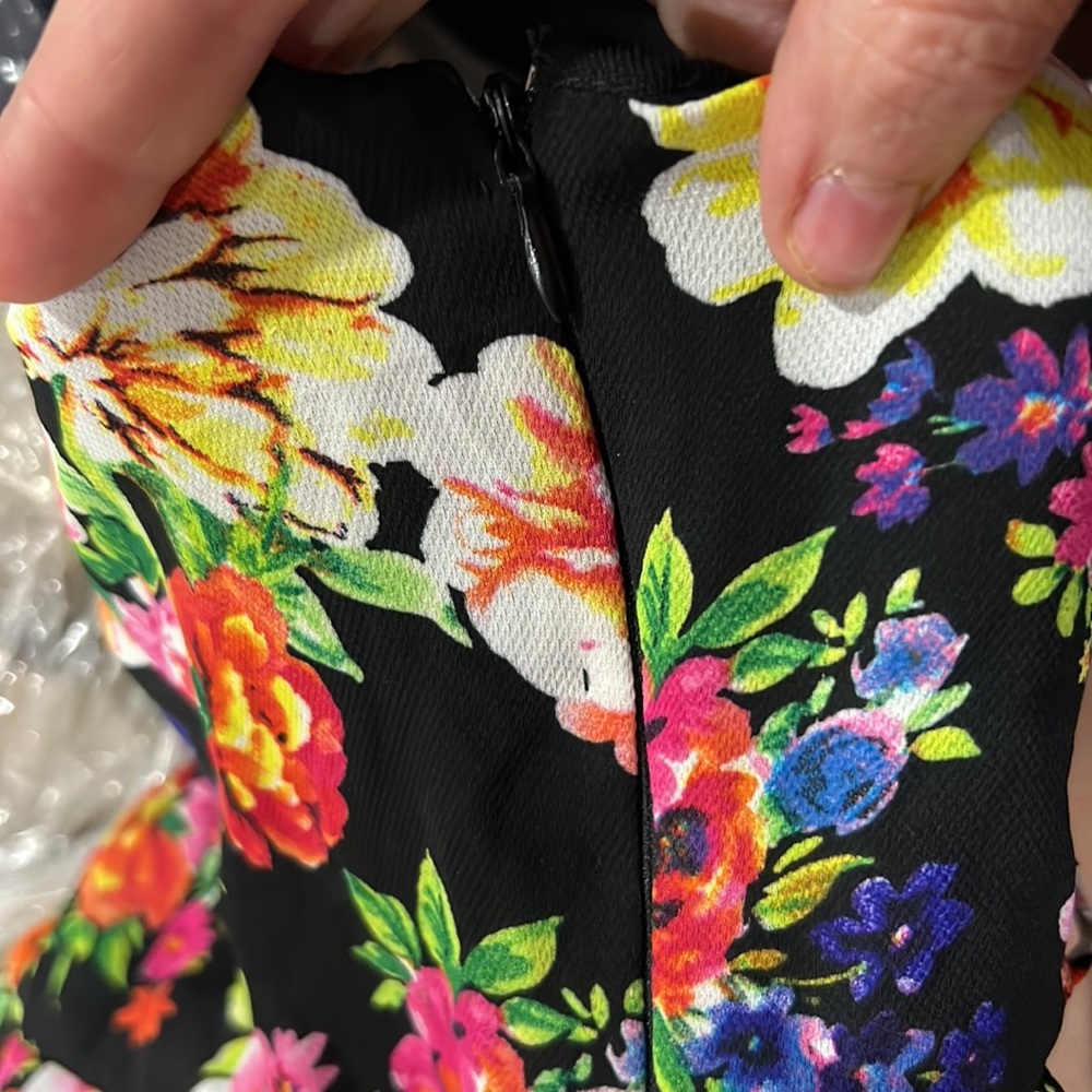 Lucca Couture Floral Maxi Dress - Picture 10 of 10